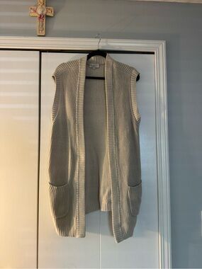 LOFT Light Beige Open-Front Sleeveless Cardigan Vest